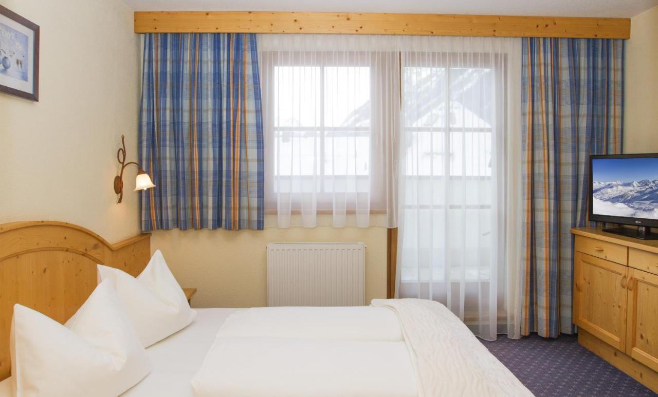 Hotel Montana Ischgl Buitenkant foto